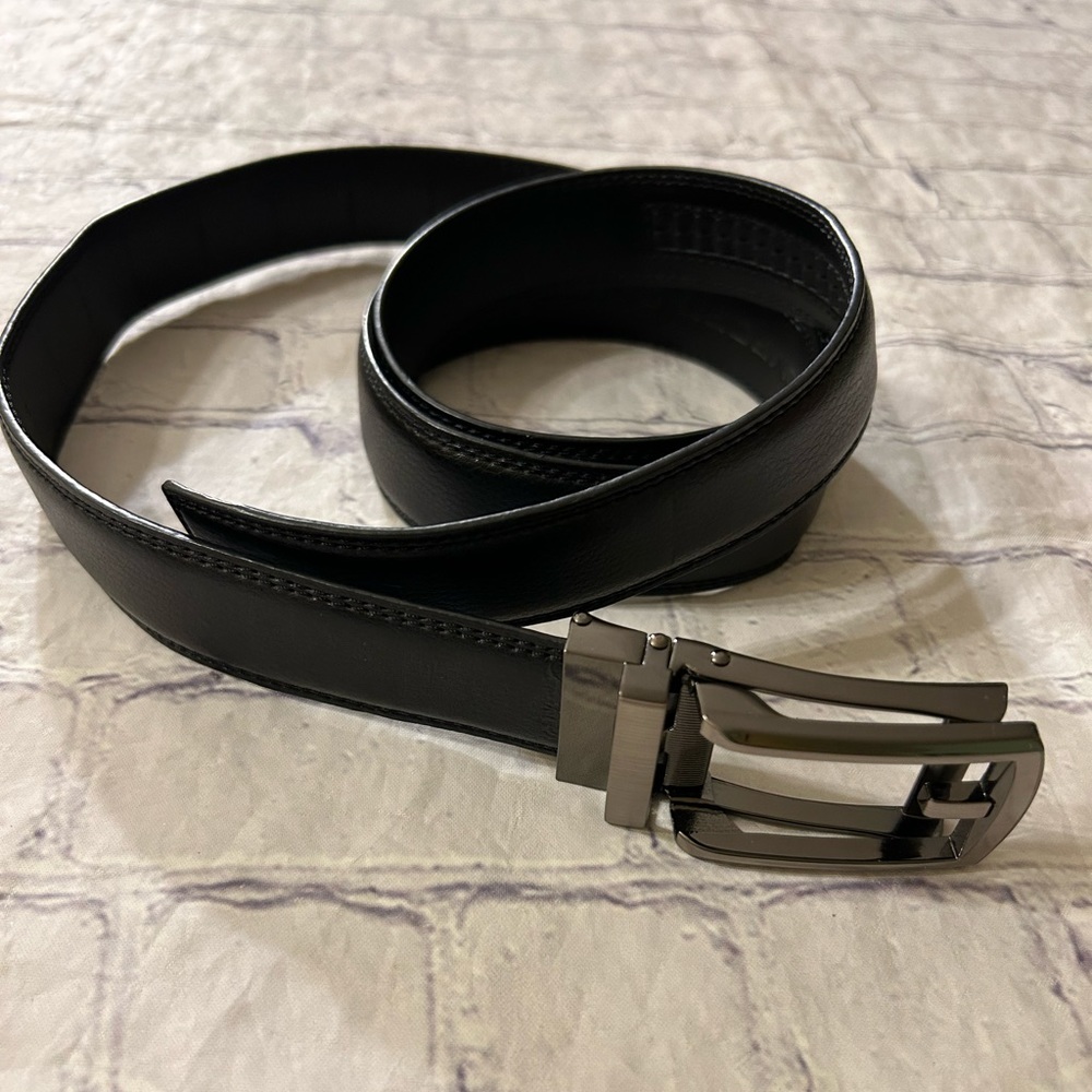 COMFORT CLICK MENS BLACK LEATHER WITH SIMULATED GRAIN COATING BELT SIZE 48